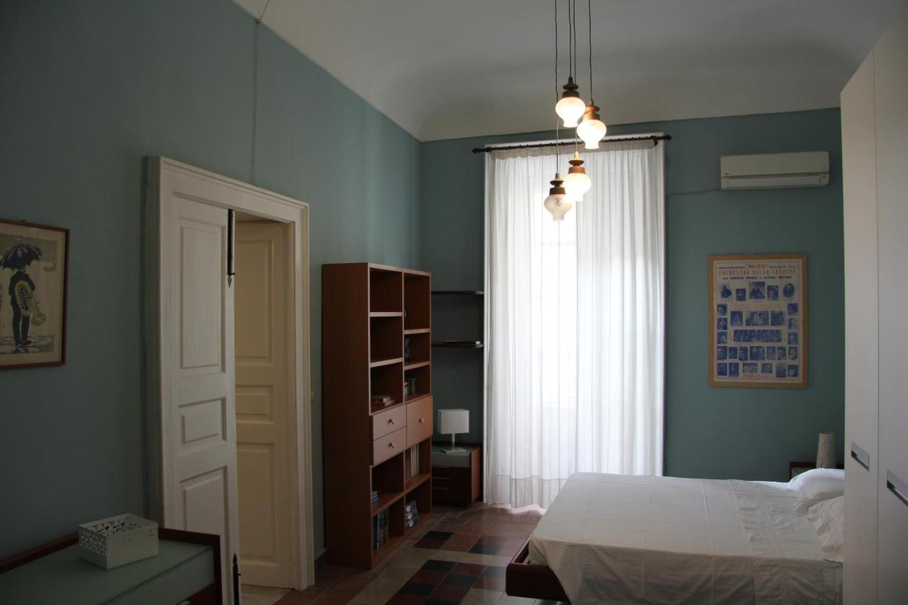 Casa Vacanza Icaros, Ortigia Hictoric Center, 200 Mt From The Beach Syracuse Екстер'єр фото