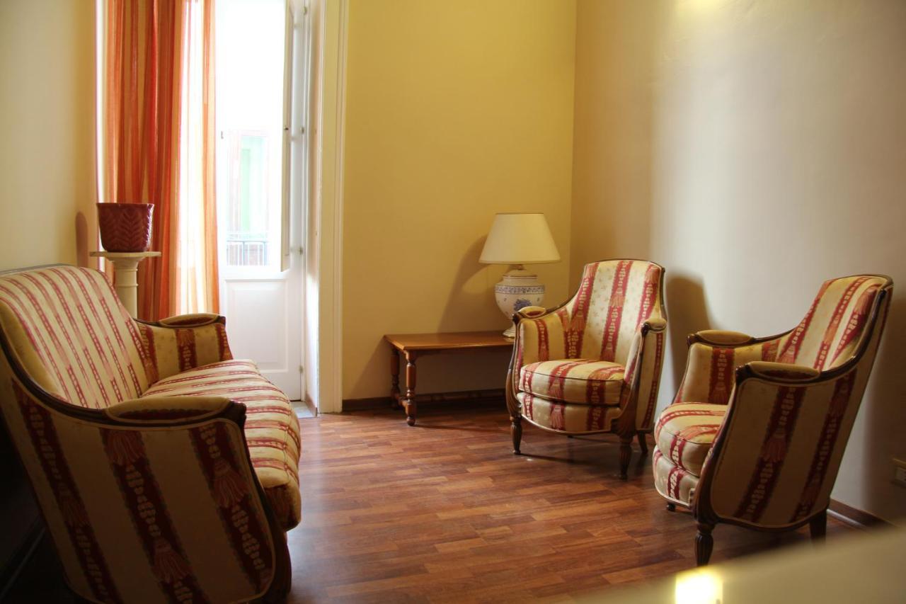 Casa Vacanza Icaros, Ortigia Hictoric Center, 200 Mt From The Beach Syracuse Екстер'єр фото